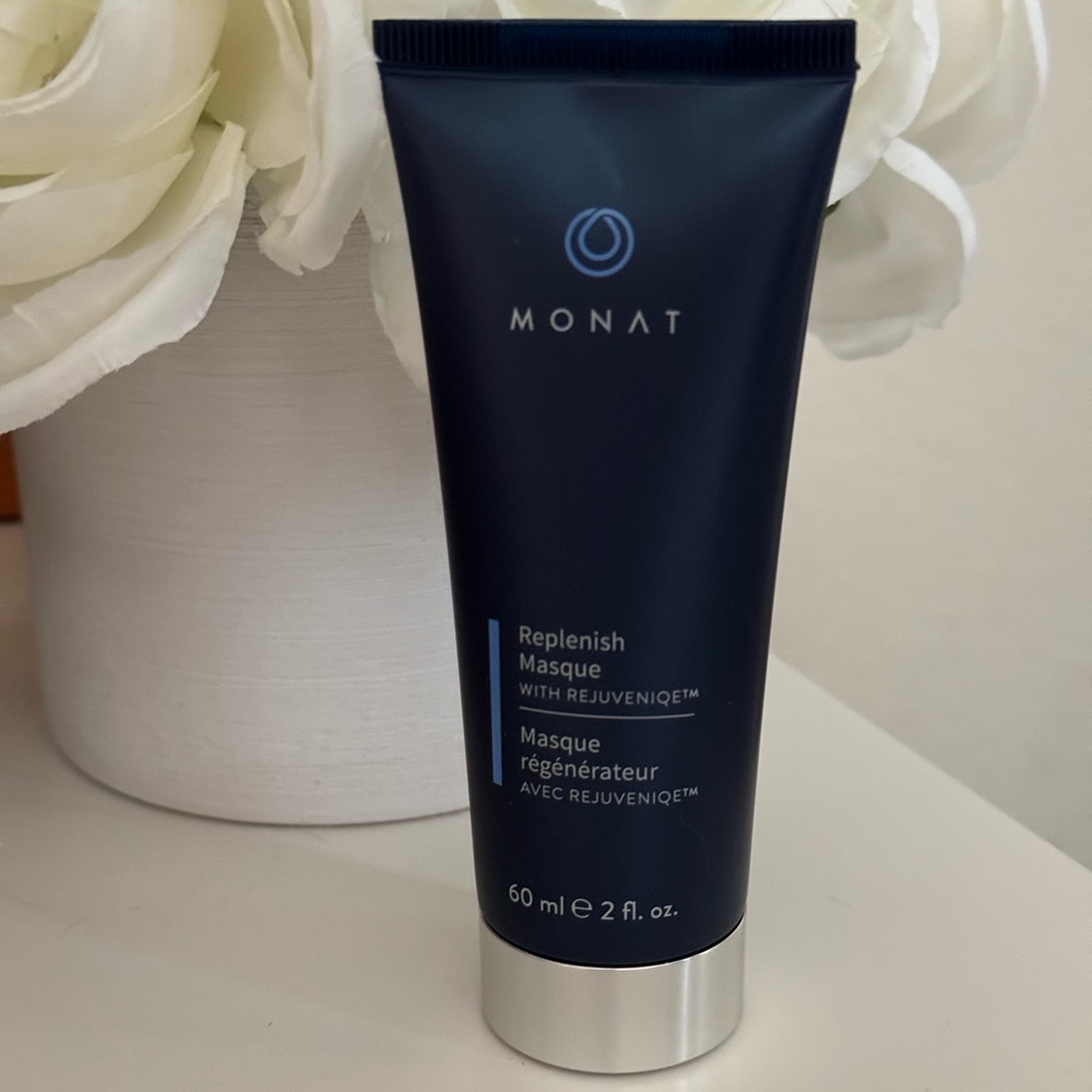 MONAT Replenish Masque Brand New